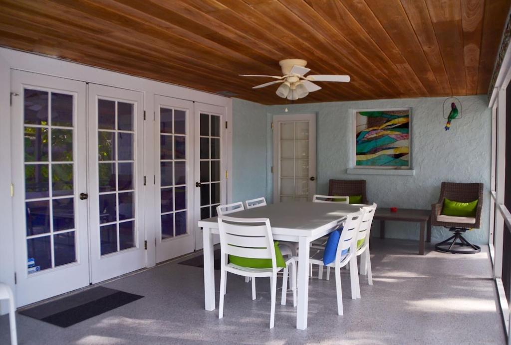 فيلا Clematis House Near Arlington Park With Heated Pool ساراسوتا المظهر الخارجي الصورة